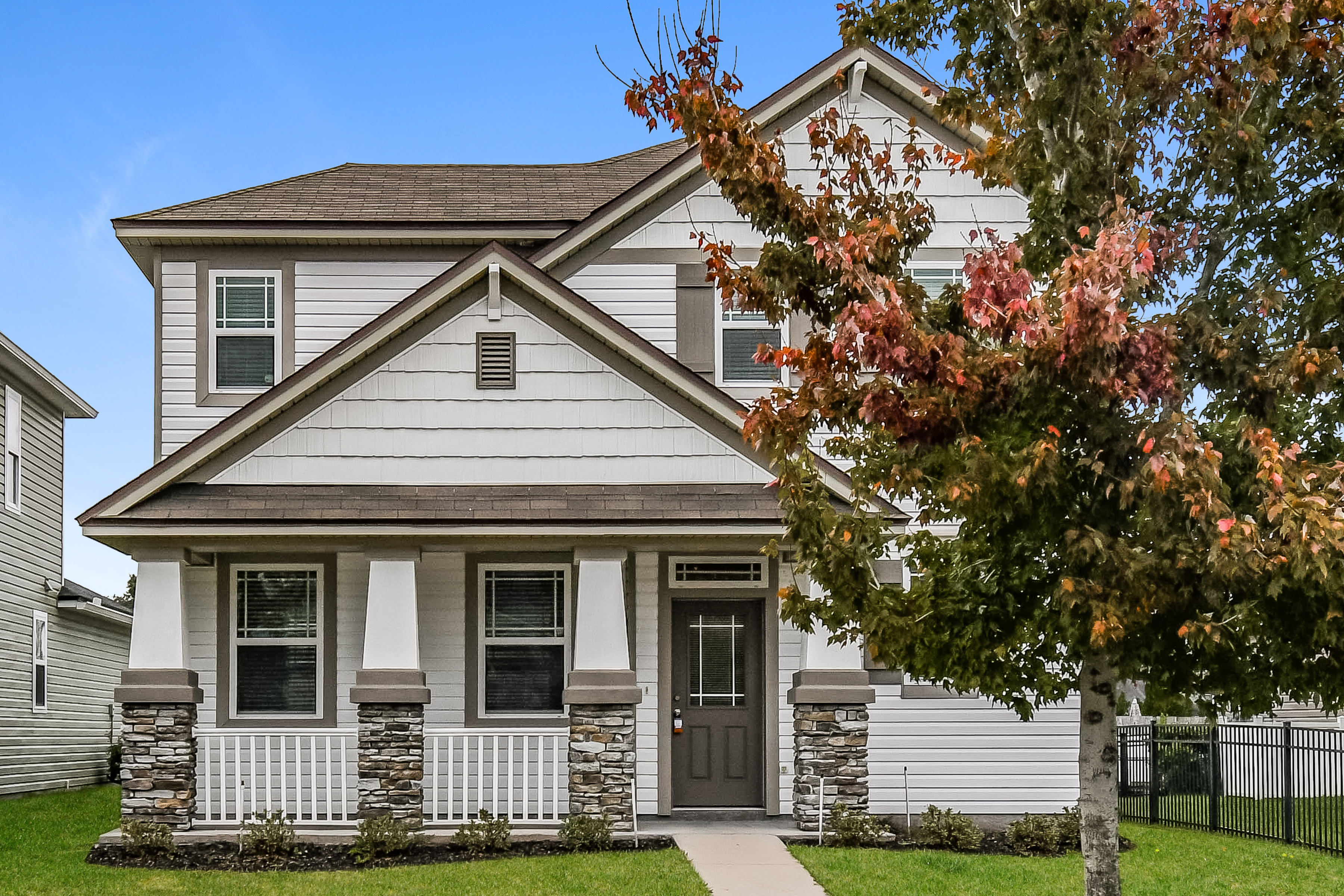 328 Vineyard Ln Orange Park, FL 32073